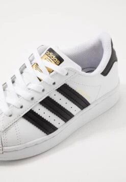 Adidas Originals Superstar - Sneakers Laag - Footwear White/Core Black 10 Adidas Originals Superstar - Sneakers Laag - Footwear White/Core Black -Mode Kledingwinkel b767c4e231b448aa997c506cce42aac5