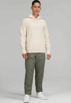 Nieuwe uitgaven -Mode Kledingwinkel bd7c2921e8044c899bf44b3dacc27985