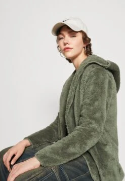 ONLY Onlcontact Hood Sherpa Coat - Lichte Jas - Sea Spray -Mode Kledingwinkel bfb9ea737077458688355c51f840a616