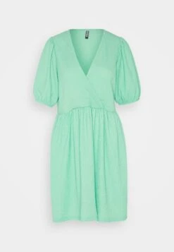 Pieces Pcluna V Neck Short Dress- Jurk - Irish Green -Mode Kledingwinkel c33da7616bdb4814848aef3f3ab46764