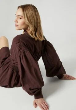 Collection Inska - Blousejurk - Burgunder -Mode Kledingwinkel c43f2fcd02914a9aa8485d17660bdcc1