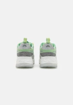 Kurt Geiger London Kensington- Sneakers Laag - Green -Mode Kledingwinkel cc7dfe07f3e8486f9598e33aa9f54544