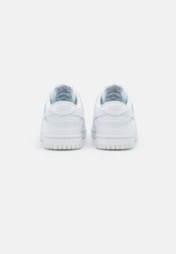 Nike Sportswear Dunk- Sneakers Laag - White 15 Nike Sportswear Dunk- Sneakers Laag - White -Mode Kledingwinkel cd7e4782549048429b60b5b6d4a6e152