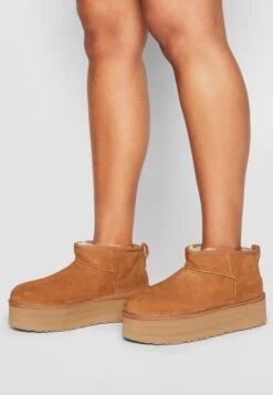 Ugg Classic Ultra Mini Platform - Enkellaarsjes Met Plateauzool - Chestnut -Mode Kledingwinkel cdc2b68178a04e4a9c95238bf8cda9f3