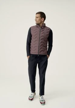 Born Living Yoga Sepik - Bodywarmer - Bleached Cherry