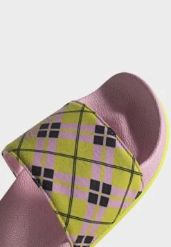 Adidas Originals Muiltjes - Pink 16 Adidas Originals Muiltjes - Pink -Mode Kledingwinkel cff362c03590471db6a263edf6f13caa