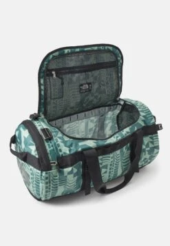 The North Face Base Camp Duffel M Unisex - Reistas - Misty Sage Irregular Geometry/Black -Mode Kledingwinkel d016e2421e6c4e6a87c7a8c2a01e0cc1