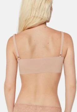 T-Shirt Bh - Flesh -Mode Kledingwinkel d241e5ff8b4c474fabfd11f1abfcfe38