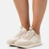 Tamaris Sneakers Laag - Cream -Mode Kledingwinkel d9261af540304e8da6c9f5610b02b230