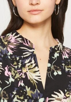 Scotch & Soda Allover Printed Loose Fit Dress - Jurk - Black -Mode Kledingwinkel da0b298d1555430dbc288223cc2354ff