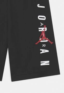 Jordan Vert - Korte Broeken - Black 7 Jordan Vert - Korte Broeken - Black -Mode Kledingwinkel dc2bfa08ddcb479a88c31ac06764ea07