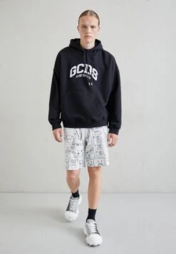 GCDS New Loose Hoodie - Hoodie - Black 10 GCDS New Loose Hoodie - Hoodie - Black -Mode Kledingwinkel dc7ff048beac4a6395bb7a4afb3555b4