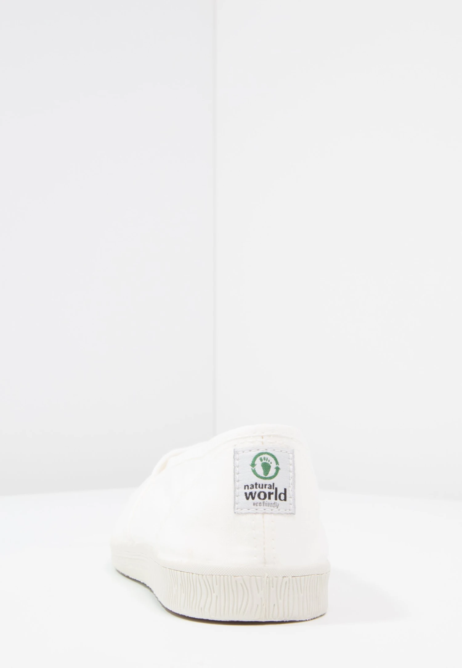 NATURAL WORLD Camping - Instappers - Blanco 7 NATURAL WORLD Camping - Instappers - Blanco - Afbeelding 5