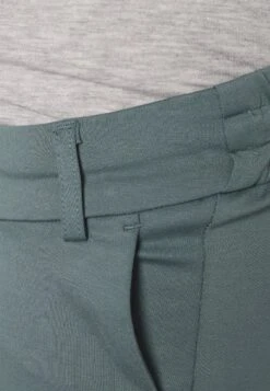 ONLY MATERNITY Olmpoptrash Life Easy - Shorts - Balsam Green -Mode Kledingwinkel e4ceed6384bb44fa99a44281a0dac079