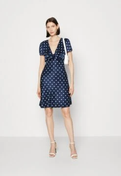 Guess Linda Bowed Dress - Cocktailjurk - Blue 9 Guess Linda Bowed Dress - Cocktailjurk - Blue -Mode Kledingwinkel e98a1cf8307b4077b1951c1ce46fa5a7