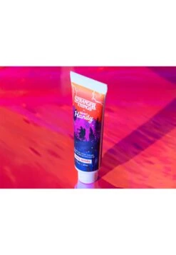 Stranger Things Upside Down Collector Fanny Pack - Bad- & Bodyset - - -Mode Kledingwinkel eb6eecb64c474e7290c26d355f70c875