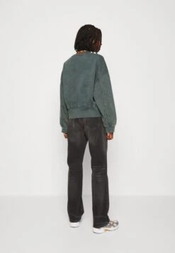 WEEKDAY Sweater - Black -Mode Kledingwinkel ebc9e222747349599ca9e37f7b9be8e0