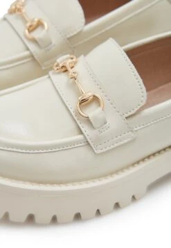 Instappers - Beige -Mode Kledingwinkel ec6d72936d5340049f76e3d8e3b8a2c6