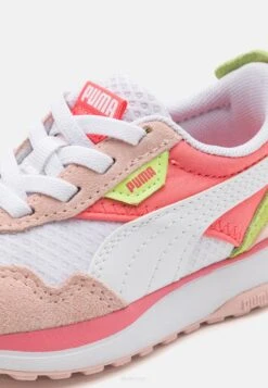 Puma Cruise Rider Peony - Sneakers Laag - Light Pink/White -Mode Kledingwinkel ed07c94a56124cd2aa04e1d98ddaaf29