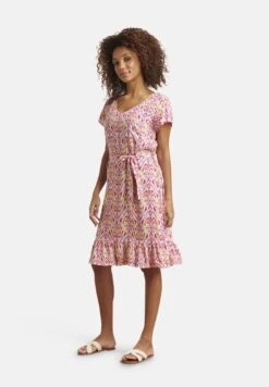 Nieuwe uitgaven -Mode Kledingwinkel ed26bf284668424d934da3916dfa954a