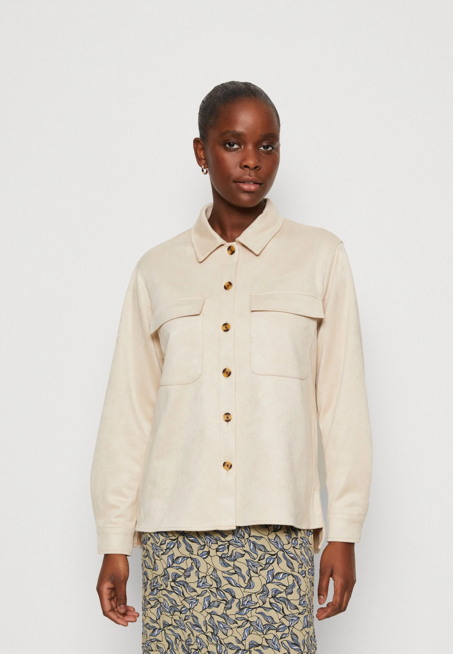 Pieces Pctimone Shirt Jacket - Lichte Jas - Tan 3 Pieces Pctimone Shirt Jacket - Lichte Jas - Tan