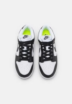 Nike Sportswear Dunk Low Next Nature - Sneakers Laag - White/Black -Mode Kledingwinkel f0a3544bf4724e66a86793321707f508