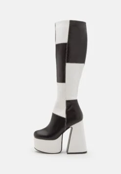 Nieuwe uitgaven -Mode Kledingwinkel f189cc96af844411b5fd4d6bf143dc95