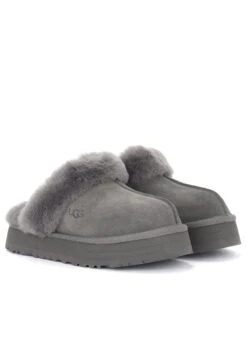 Ugg Disquette - Pantoffels - Grigio 9 Ugg Disquette - Pantoffels - Grigio -Mode Kledingwinkel f1d3a09077974415a091a4dd5bba83fb