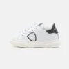 Philippe Model Unisex - Sneakers Laag - White/Black/Silver 1 Philippe Model Unisex - Sneakers Laag - White/Black/Silver -Mode Kledingwinkel f1e5d38524d94ddcaf8defba474d390f
