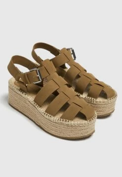 PULL & BEAR Cage - Sandalen Met Sleehak - Brown -Mode Kledingwinkel f2a70739efa24aafb2d8da51cd952a53