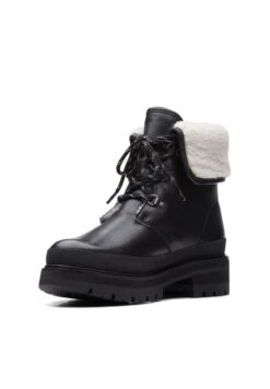 Clarks Orianna Turn - D - Snowboots- Black -Mode Kledingwinkel fc1005beb7f74d9f92976ed3eb75a275