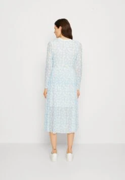 TOM TAILOR Denim Printed Collar Dress - Jurk - Light Blue -Mode Kledingwinkel fd9a81294e23484e896e5a7f16a5bb7b