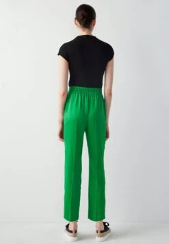 Ipekyol Drapey Comfortable Cut With Elastic Waistband - Broek - Green -Mode Kledingwinkel fe07829b2e6042e588b0df36d98c3692